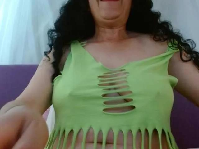 Amatista1 on BongaCams 