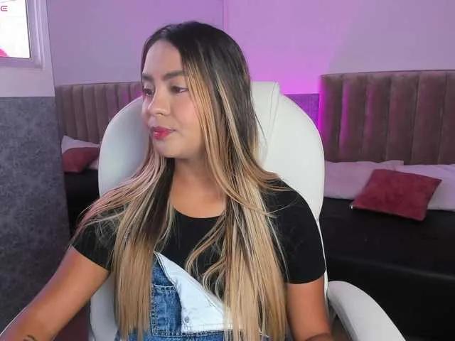 Ambar-Stones1 on BongaCams