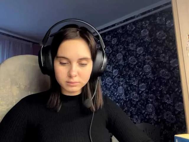 CANDY-LIPS-GIRL's avatar