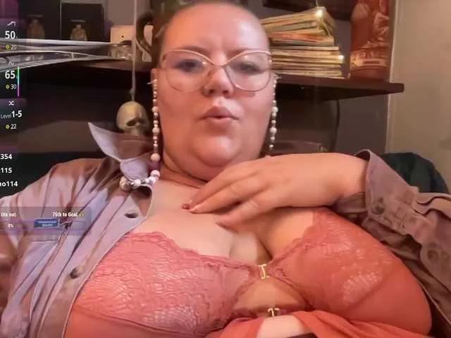 ClaraLimon on BongaCams