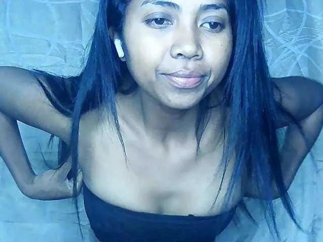 EdenRa on BongaCams 