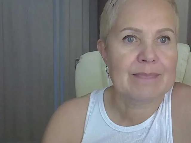 IFannyLove — Tenderness and caresses, soft male hands, hairy breasts