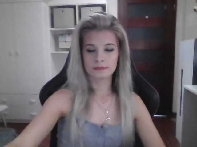 KristineNatural's avatar