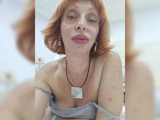 lulu15a on BongaCams