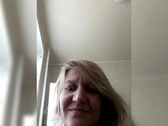 Maalu — Freechat on BongaCams