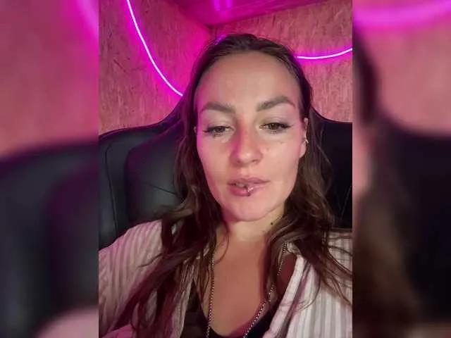 Molly69x on BongaCams 