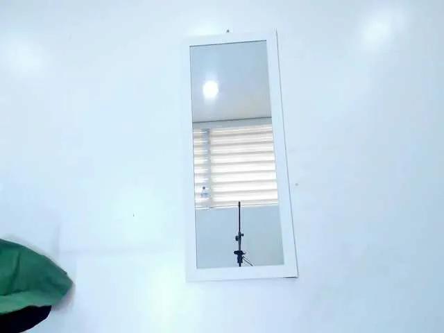 moxa-hot on BongaCams