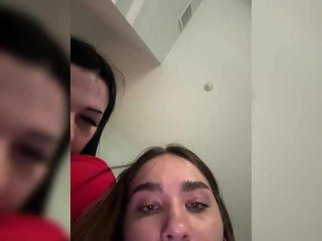 NikaXXXlika on BongaCams