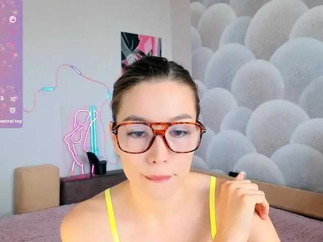 NikeLike on BongaCams