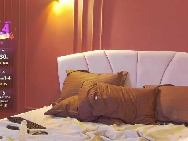 OliviaBliss —  Deep, flirty conversations
 Teasing slowly and building tension
 Posing, playing, and performing for your eyes only
 Being watched while I explore my body
 Spontaneous, steamy fun with a touch of romance