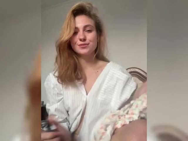 poppysweety122 — Freechat on BongaCams