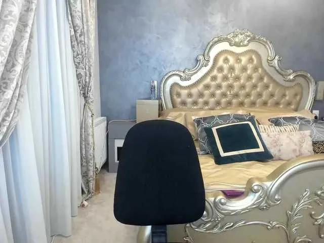 racel1112 on BongaCams