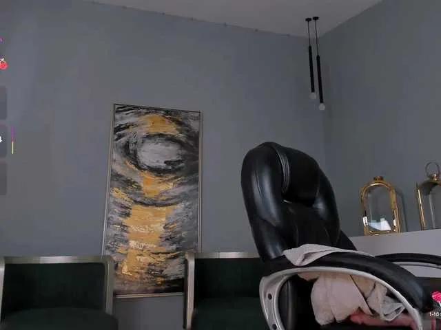 RoxanneHill on BongaCams