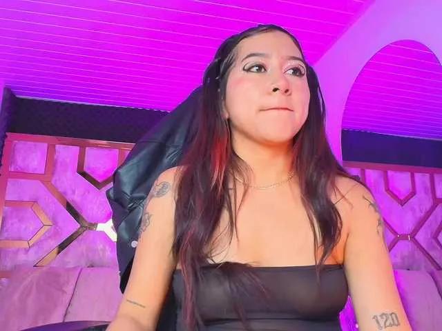 Sabrina-spencerr on BongaCams