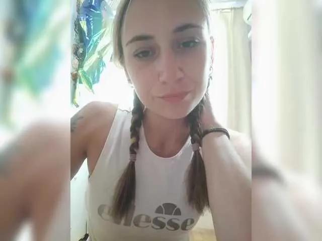 SurfinBird on BongaCams
