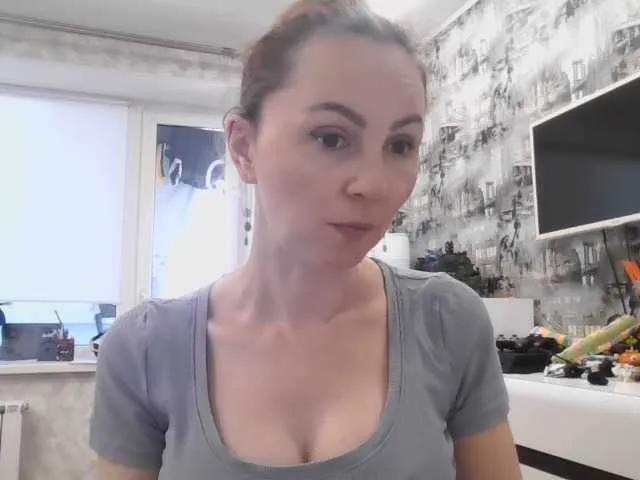 TessBertie on BongaCams 