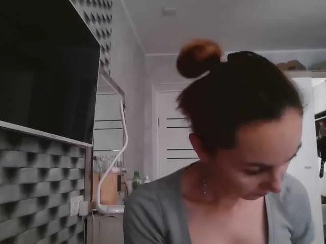 TessBertie on BongaCams 