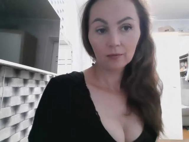 TessBertie on BongaCams
