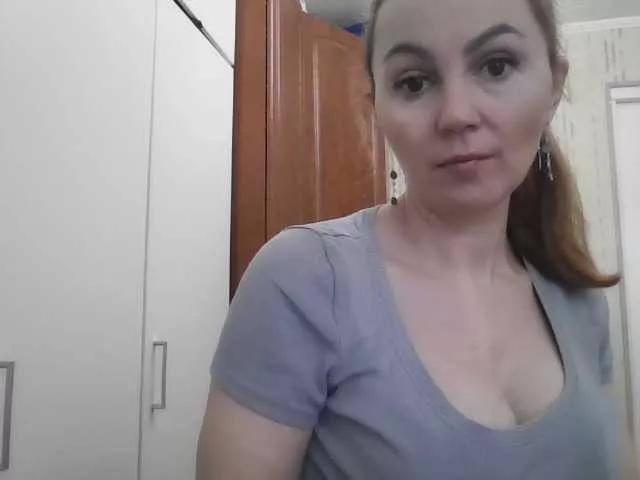 TessBertie on BongaCams 