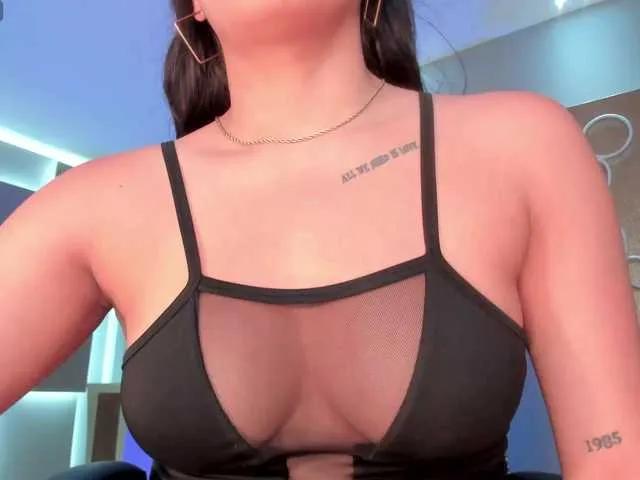 ValerySimmons on BongaCams