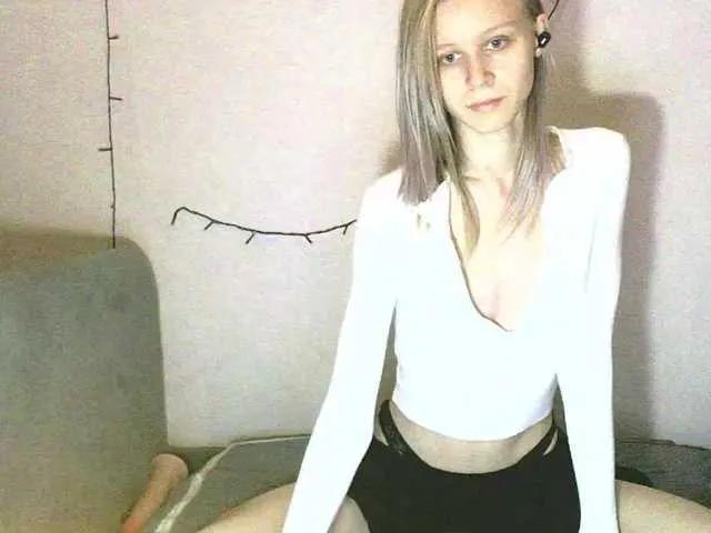 White-snow on BongaCams