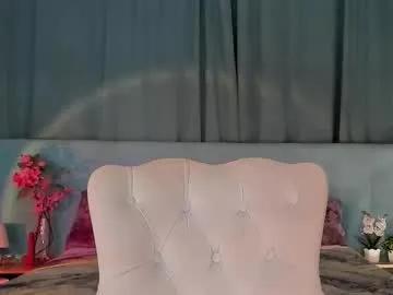 bella_stewartt — GOAL: 1 tk =  1 ENTER DILDO [582 tokens remaining] PVT OPEN! Hello! WOW! At the end of my stream, I want to do a CUM SHOW! #new #smalltits #skinny #18 #teen #blonde