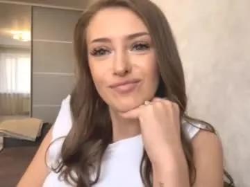 heart_petal — Goal: Wink challenge: 5 in a row. Hi hi, i'm Mona, please welcome, pizza or pasta? #new #shy #teen #young #skinny [0 tokens remaining]