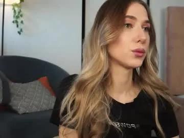 heidas_passion — squirt<3 #squirt #lovense #shy #young #skinny [223 tokens remaining]