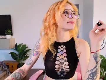 juicyshow — Hiii I'm back lets cum together goal cum  [999 tokens remaining] #redhead #toy #tattoo #squirt #goddess #feet