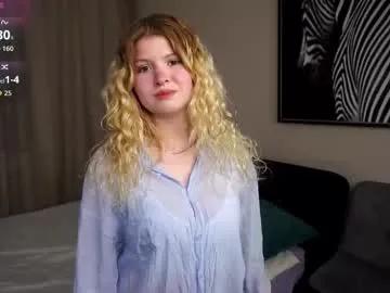 latanyabarthel — gently touch my neck #New #18 #shy #bigboobs #bigass [37 tokens remaining]