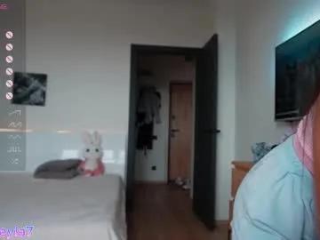leyla_ly — passionate kiss #daddy #teen #squirt #anal #skinny [333 tokens remaining]