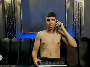 mr_maximo on Chaturbate 