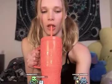 sweetgracee — Current Goal: Cum backk Stream  | Put my Lush in once countdown reaches zero -- Next Goal: Cum backk Stream  | Dildo BJ Knees -- #sexy #naughty #hot #flexible #blonde #teen [699 tokens to goal]
