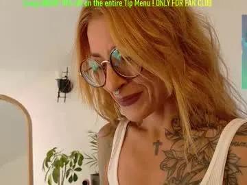 valle_grateful on Chaturbate