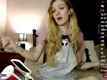 xelliee_rosex on Chaturbate