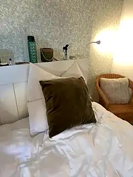 -Alisa — Pussy 10 min to watch