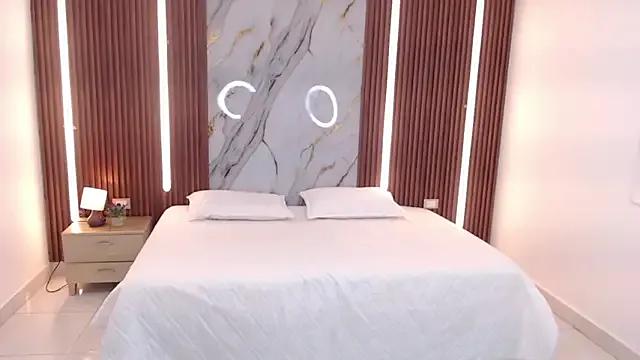 aixa_show on StripChat 