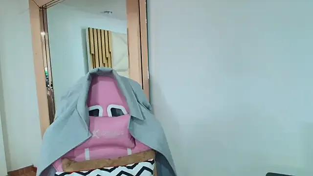 allie_pearl — Freechat on StripChat