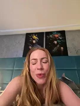 AlyaSeduce on StripChat 