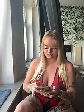 AnnaLenaaa's avatar