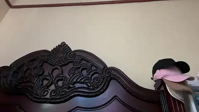 AudreySpanksFuck- — waterfalsquirts +something extra