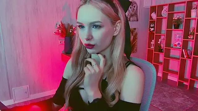 AvaDaviis on StripChat 