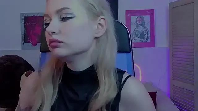 AvaDaviis on StripChat 