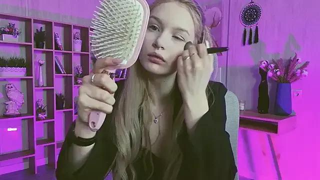 AvaDaviis on StripChat 