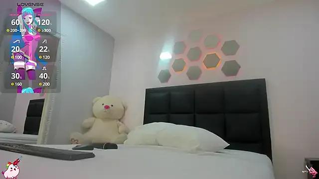 Catalina_Jonex on StripChat 