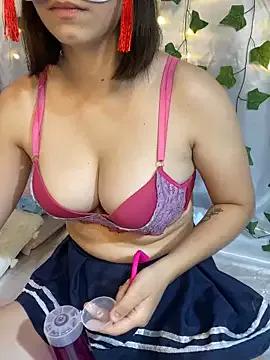 CLTFUDIDAKKKK — Cavalgada no consolo/ Riding dildo