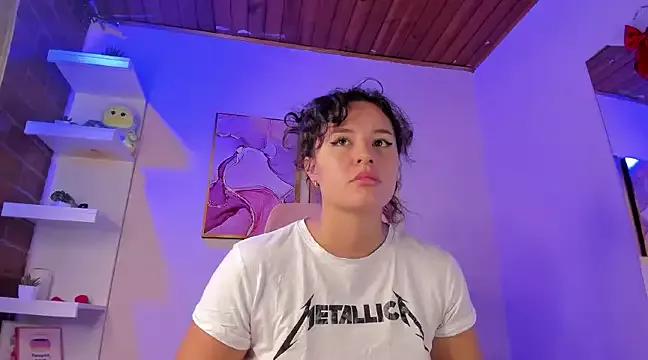 Dannaa_Lovs on StripChat 