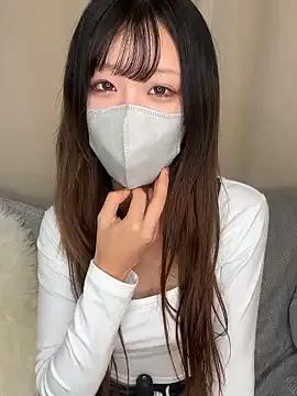 emiiiii1001 — Freechat on StripChat