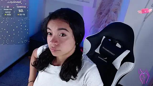 hannaa_as on StripChat 