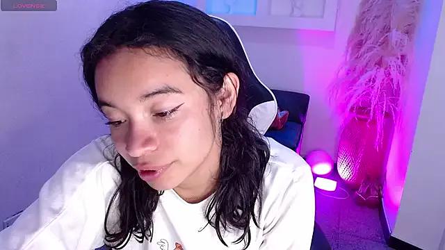 hannaa_as on StripChat 